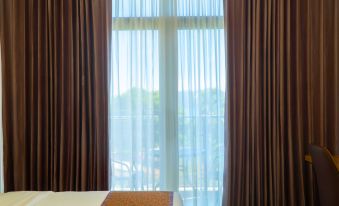 Vienna Hotel (newly renovated 2025)