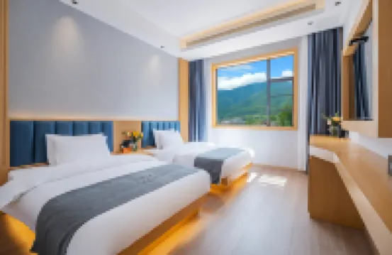 Lugu Lake Qingchen Holiday Hotel