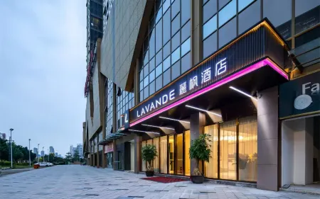 Lavande Hotel (Zhangzhou Xinlong Shengshi Plaza) Отели рядом со станцией Zhangzhou Railway Station