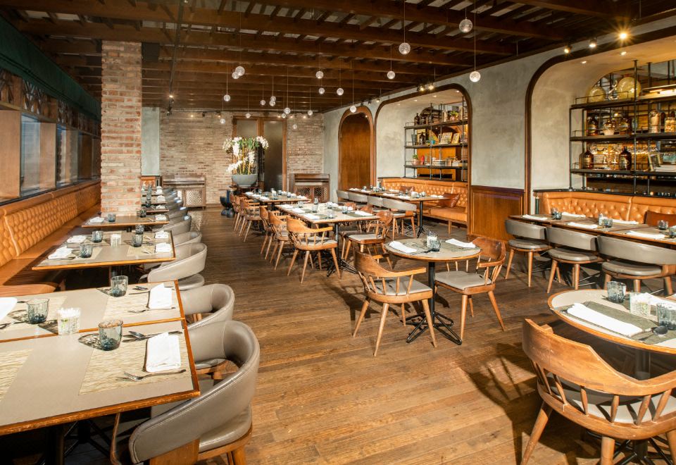 1. 아랴두타 자카르..