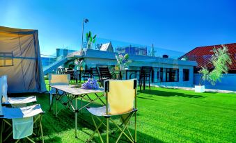 Yixi Xiaoju · Starry Sky Courtyard · Light Luxury Sojourn Guesthouse (Tekes Bagua City Branch)