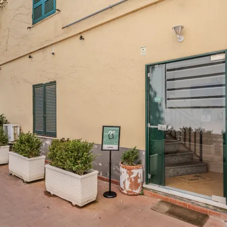 Residenza Scarlatti Napoli Отели рядом с достопримечательностью «Больница «Сантобоно»»