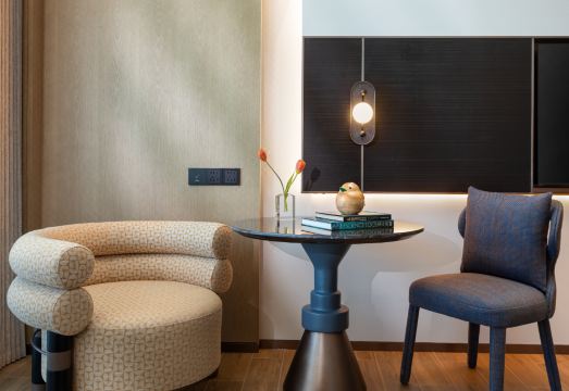 voco Sanya Dadonghai Hotel Overview