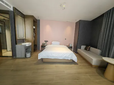 Xiping Haitang Shengshi Hotel Hotel di Xiping