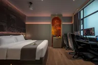 IS Chang E-sport Hotel (Wuyi Square IFS International Financial Center) - Esports