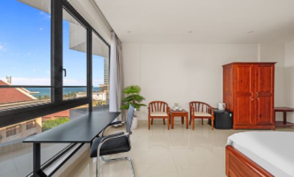 Cocorico Da Nang Beach Hotel
