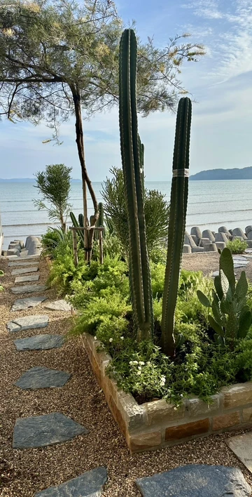 รูปภาพของเดอะสตรีท-เบย์ฟร้อน