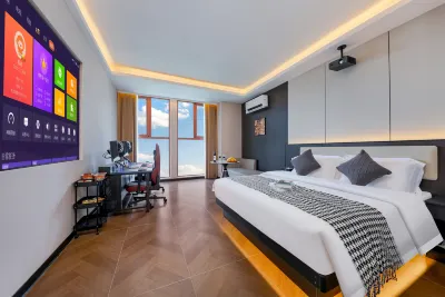 Huancheng Cloud E-sports Movie Hotel (Shijiazhuang Station Tatan Commercial City Store)
