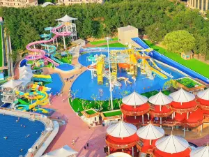 Fisher Island Holiday Hotel