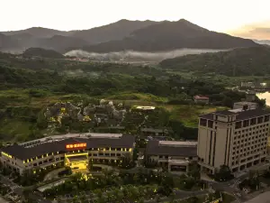 Phoenix City Hot Spring Resort
