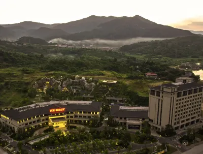 Phoenix City Hot Spring Resort