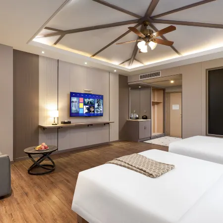 Meitu Hot .Spring Hotel (Emeishan High-speed Railway Station Baoguosi Branch)