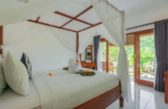 OkaOki Homestay By Bali Cabin Hoteles cerca de Jemeluk Beach