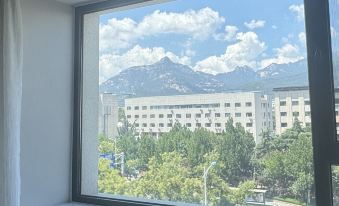 Taishan Panoramic View Boutique Hotel (Near Dai Temple & Mount Tai)