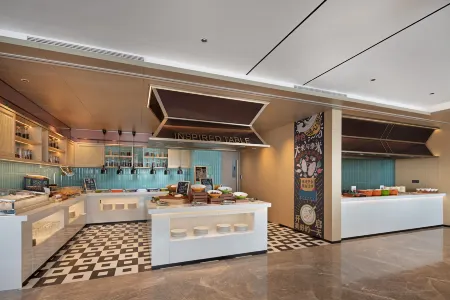 Home2 Suites By Hilton Ancient City Отели рядом с достопримечательностью «Xiurong College»