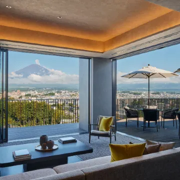 edit x seven FUJI GOTEMBA