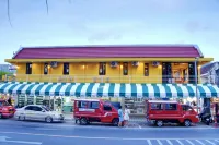 Bed&Beach Hostel Karon  호텔