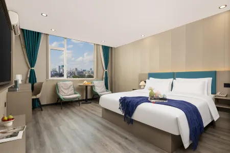 Lanting Hotel (Liaocheng Wanda Plaza Branch) Отели рядом с достопримечательностью «Ming & Qing Dynasties Imperial Edict Museum»