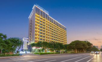 Lifeng Hotel (Urumqi Changchun Road Innovation Square Branch)