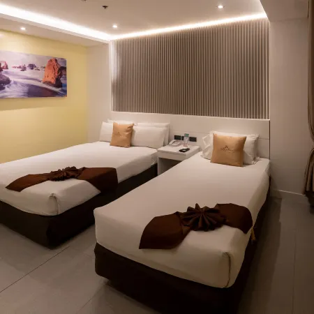 Castle Peak Hotel Отели рядом с достопримечательностью «IT-парк Себу»