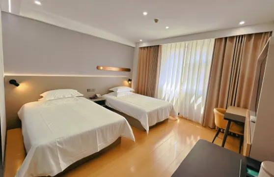 錦江之星（諸城繁榮東路店）