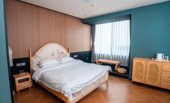 Peacock Nest Cloud Villa Hotel