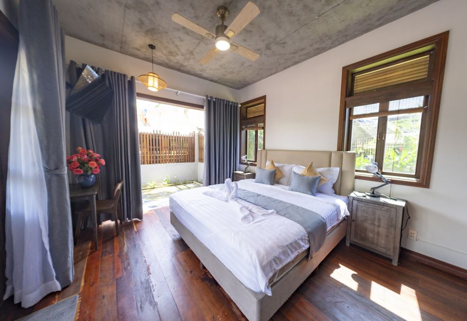 Hoianbang Beach Front Villa