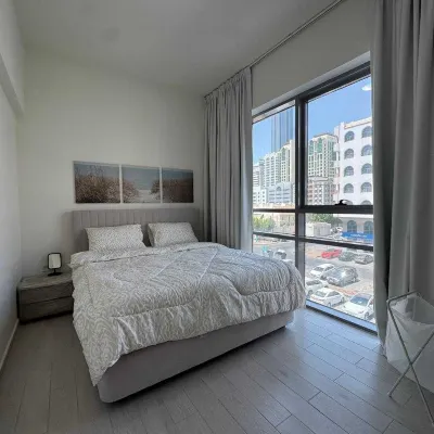 Luxury 1-bedroom fully furnished Lifeline apartment Отели рядом с достопримечательностью «Золотой Рынок»
