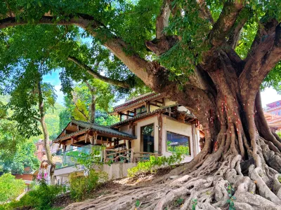 Guangnan Bamei Mufeng Courtyard Hotels near Bamei Xanadu Scenic Area