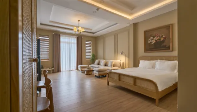 COLE APARTMENT & HOTEL Lê Vân Japan周辺のホテル