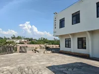 Luoding Shiniushan Homestay