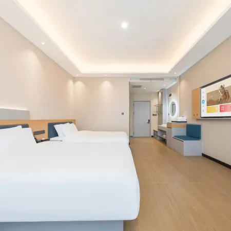 Luntai Yihai Hotel 輪台のホテル