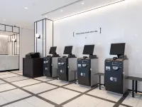 BRACKETS HOTEL Osaka Hommachi