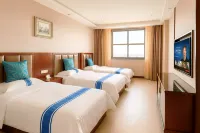 Super 8 Collection Hotel (Fukang Zhunge'er Road)