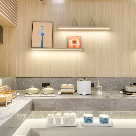 Rujia Hotel (Chizhou High-Speed Railway Station)