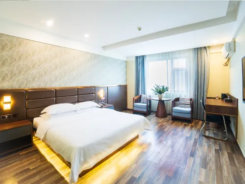 7 Days Premium (Xingtai College Tianyi Square Branch) - parking