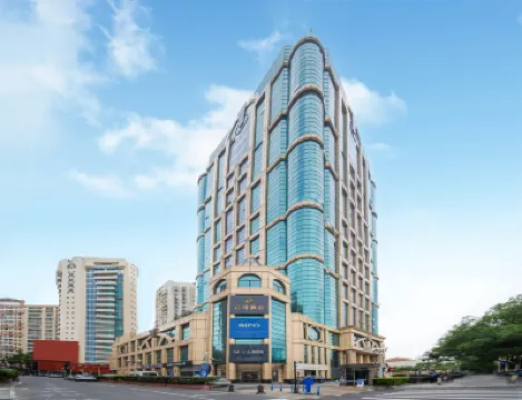 U-FREE Hotel (Shanghai Exhibition Center Jing'an Temple Subway Station) Hotels in Shanghai