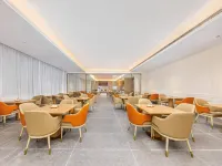 Vienna Hotel (Jiuzhaigou Eternal Love Scenic Area Branch)