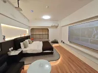 Kawen E-sports Homestay (Langfang High-speed Railway Station Wanda Plaza)