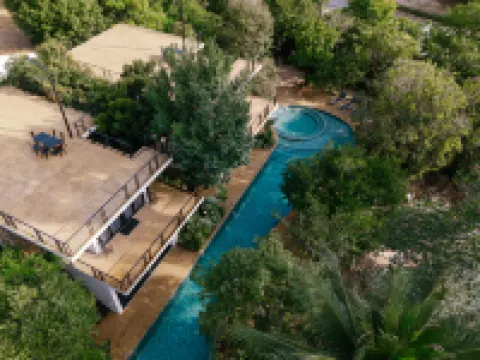 ขนอมสเตชั่น 549 โรงแรมในอำเภอ ขนอม