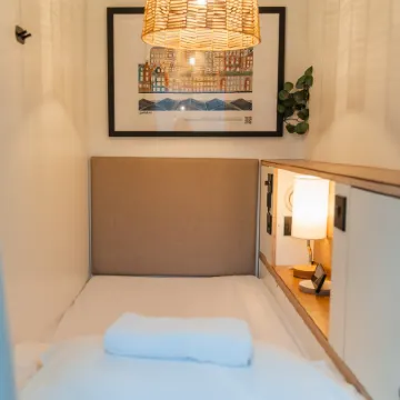 CODE The Loft - Edinburgh Hotels near National Museum of Scotland