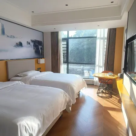 Dalang Taosha Hotel (Panzhou Donghu Park Heli Plaza)