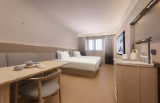 JI Hotel (Yangzhou East High-Speed Railway Station)