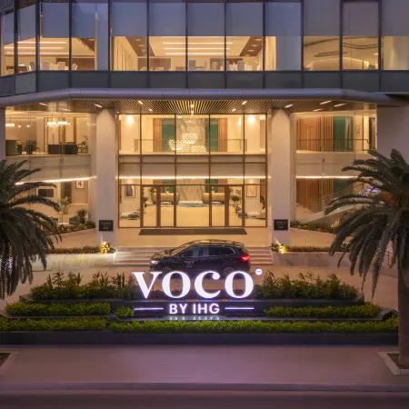 voco Scenia Bay Nha Trang by IHG