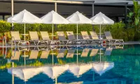 The X Belek - Ylellinen