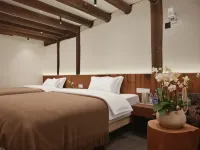 North Garden Terrace Stay (Langzhong Zhongtian Tower) - 2 stjerner