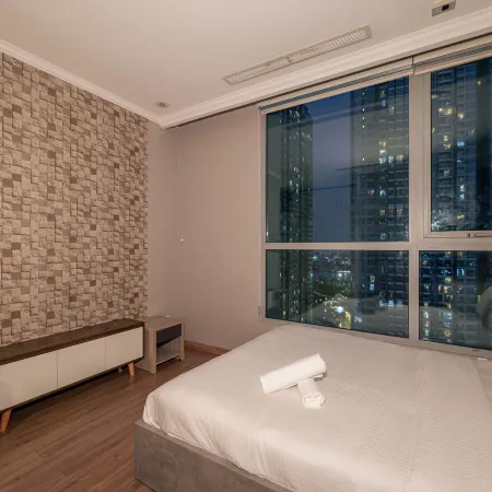 Landmark 81 Area - K's Luxury Residence - Elegant Panorama Отели рядом с достопримечательностью «Куан-Бинь-Тхань»