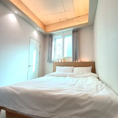 Soda Stay - Boutique Hotel Near Seoul Station Отели рядом с достопримечательностью «Станция метро Seodaemun»
