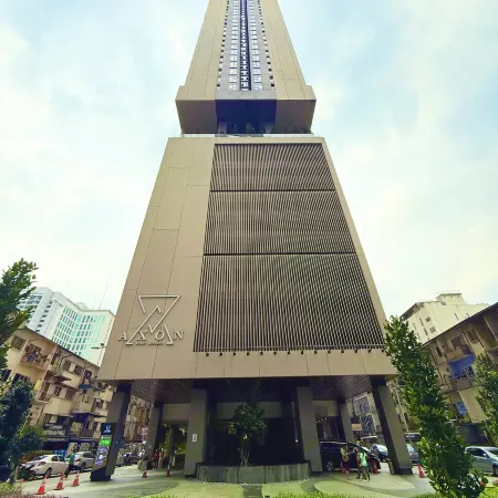 Axon Residence Bukit Bintang by TaheeenS Отели рядом с достопримечательностью «Торговый центр Starhill Gallery»