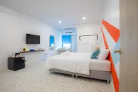 SEE SAN HOTEL BANGSAEN - balcony